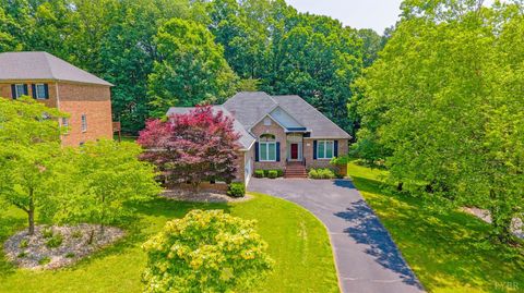 Tiny photo for 137 Marguerite Drive, Lynchburg, VA 24502 (MLS # 363920)