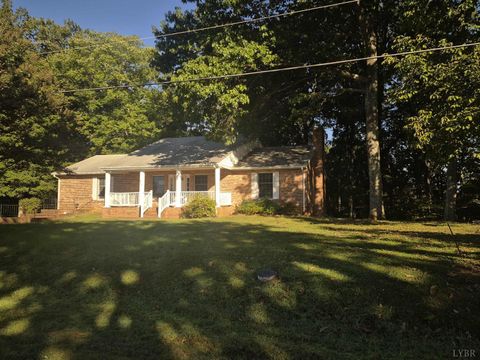 Tiny photo for 404 Darrell Lane, Hurt, VA 24563 (MLS # 362779)