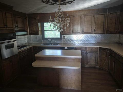 Tiny photo for 404 Darrell Lane, Hurt, VA 24563 (MLS # 362779)