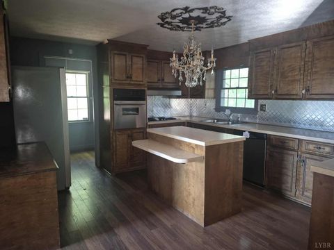 Tiny photo for 404 Darrell Lane, Hurt, VA 24563 (MLS # 362779)