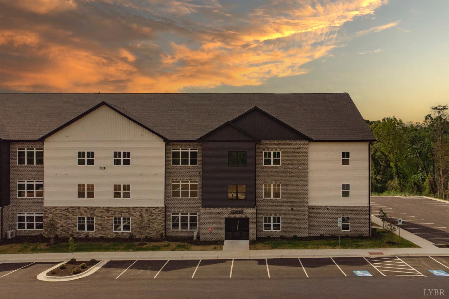 128 Brenleigh Court #208, Lynchburg, Virginia image 1
