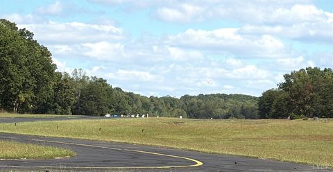 Tiny photo for 0 Lot 25 Cutlass Road, Moneta, VA 24121 (MLS # 362300)