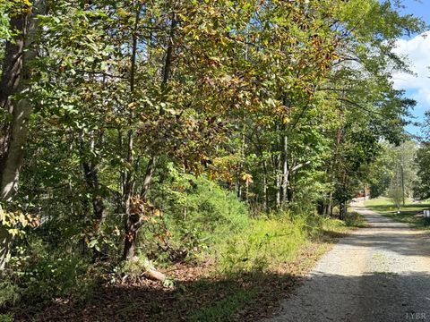 Tiny photo for 0 Lot 25 Cutlass Road, Moneta, VA 24121 (MLS # 362300)