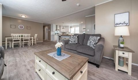 Tiny photo for 2125 Walnut Hollow Road, Bedford, VA 24503 (MLS # 364056)