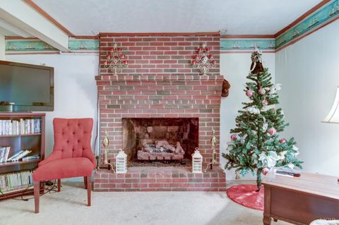 Tiny photo for 105 Gaddy Road, Lynchburg, VA 24502 (MLS # 365521)