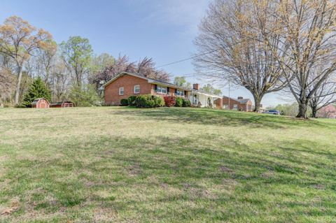 Tiny photo for 105 Gaddy Road, Lynchburg, VA 24502 (MLS # 365521)