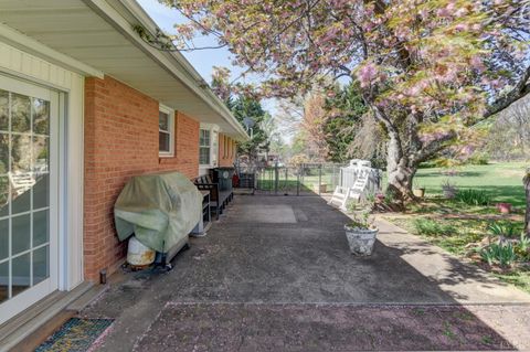 Tiny photo for 105 Gaddy Road, Lynchburg, VA 24502 (MLS # 365521)
