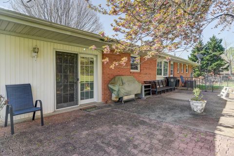 Tiny photo for 105 Gaddy Road, Lynchburg, VA 24502 (MLS # 365521)