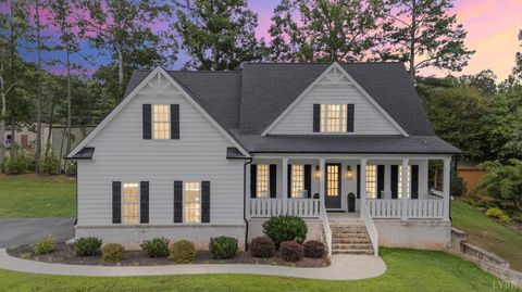 Photo of 213 Ivy West Court, Forest, VA 24551 (MLS # 362010) Photo of 213 Ivy West Court, Forest, VA 24551 (MLS # 362010)