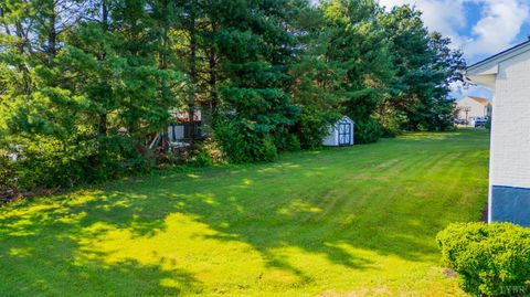 Tiny photo for 5634 Thomas Jefferson Road, Forest, VA 24551 (MLS # 363119)