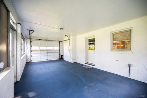 Tiny photo for 5634 Thomas Jefferson Road, Forest, VA 24551 (MLS # 363119)