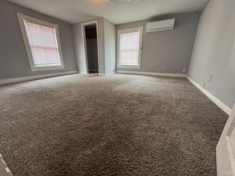 Tiny photo for 800 Spring Street, Lynchburg, VA 24504 (MLS # 362323)