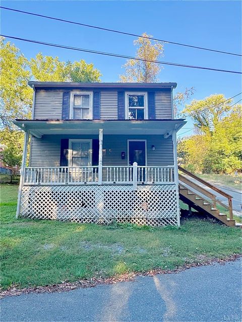 Photo of 800 Spring Street, Lynchburg, VA 24504 (MLS # 362323) Photo of 800 Spring Street, Lynchburg, VA 24504 (MLS # 362323)