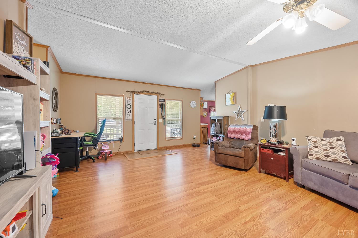 1145 Shady Rest Lane, Huddleston, Virginia image 8