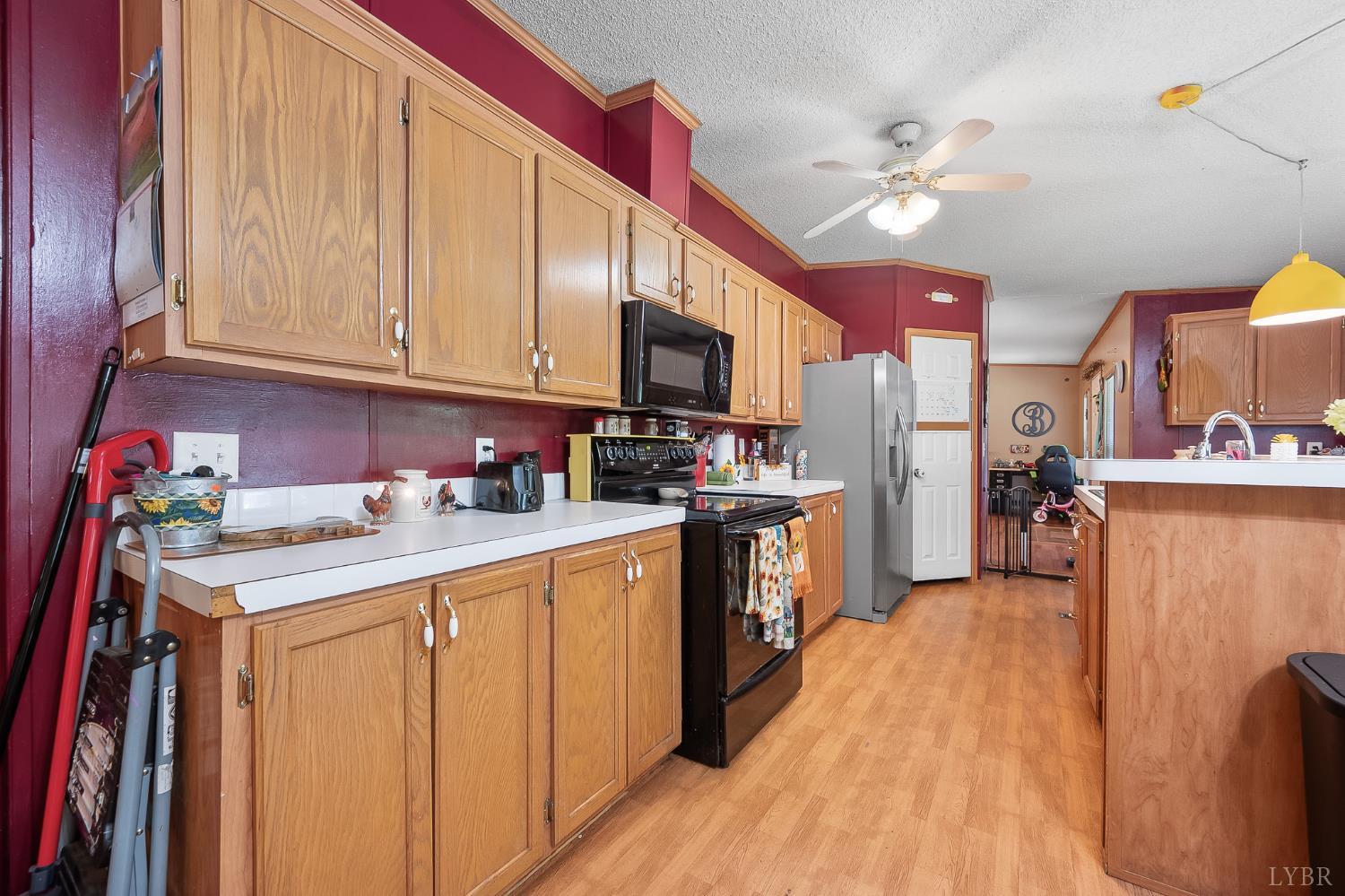 1145 Shady Rest Lane, Huddleston, Virginia image 14