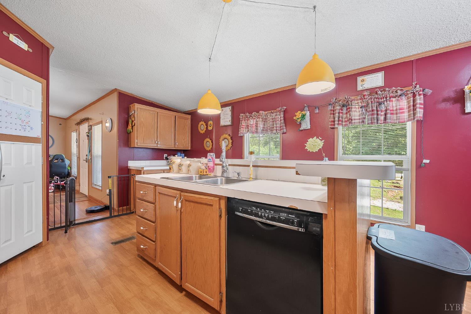 1145 Shady Rest Lane, Huddleston, Virginia image 13