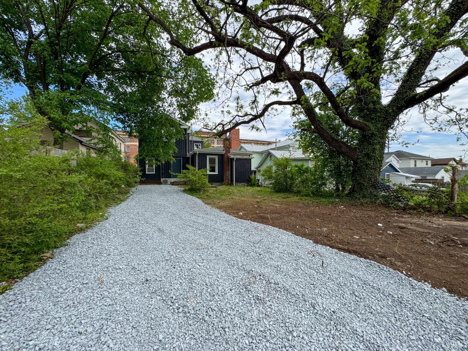 1305 Campbell Avenue, Lynchburg, Virginia image 2