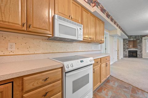 Tiny photo for 1305 Summerpark Drive, Forest, VA 24551 (MLS # 364800)