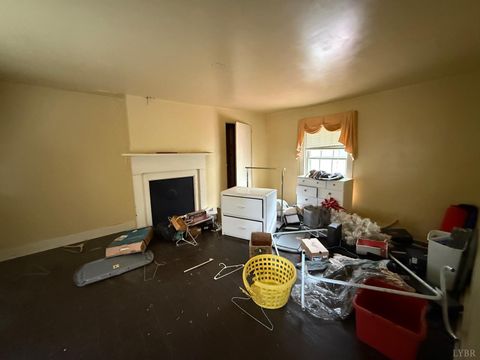 Tiny photo for 1421 Main St. St, Lynchburg, VA 24504 (MLS # 365226)