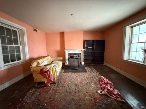 Tiny photo for 1421 Main St. St, Lynchburg, VA 24504 (MLS # 365226)