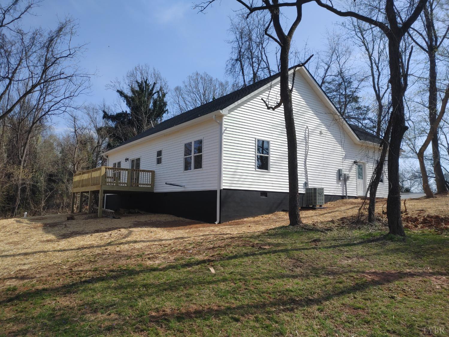 Lynchburg, Virginia 24501, United States, 3 Bedrooms Bedrooms, ,2 BathroomsBathrooms,Residential,Active,79357