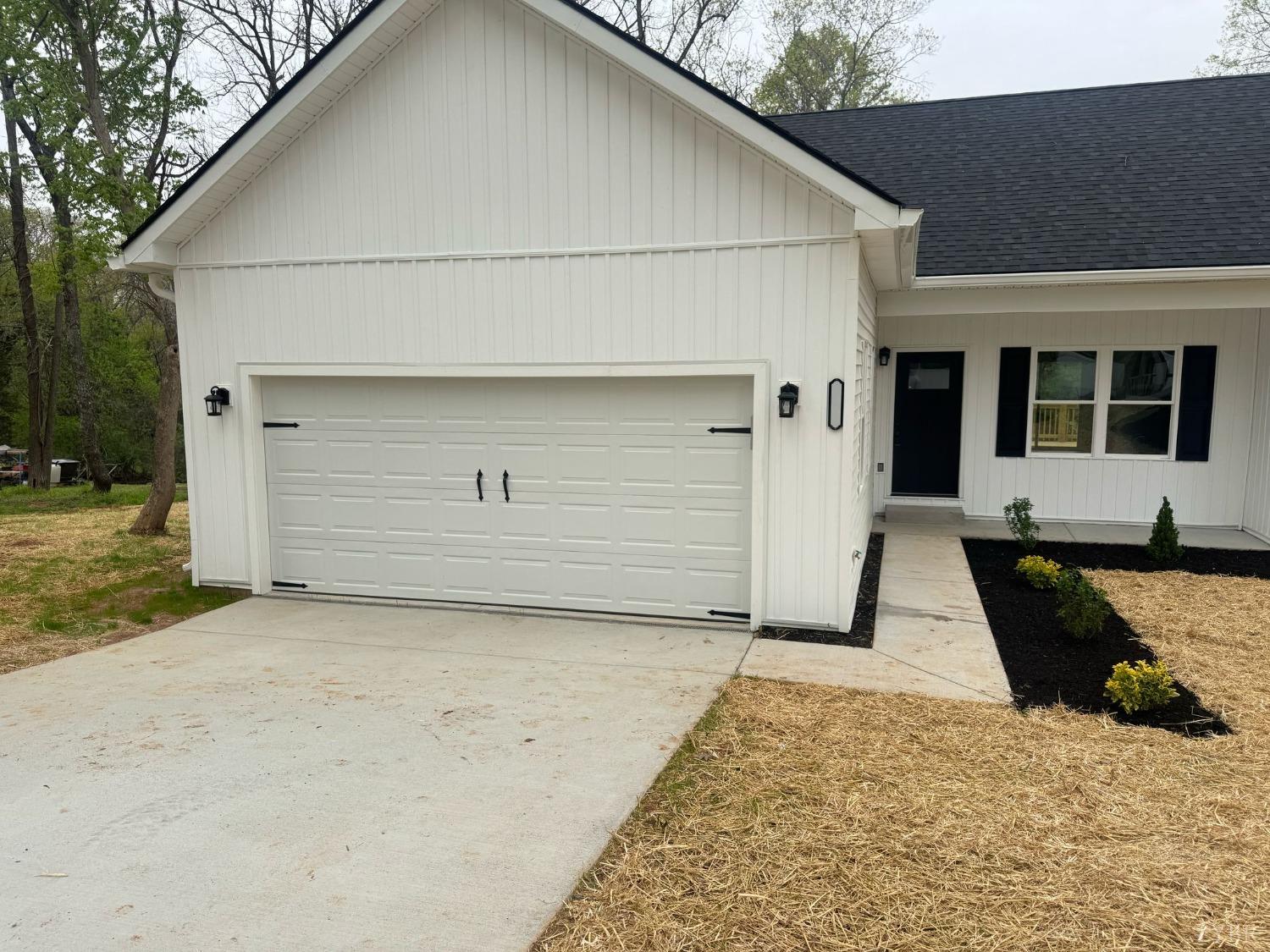 Lynchburg, Virginia 24501, United States, 3 Bedrooms Bedrooms, ,2 BathroomsBathrooms,Residential,Active,79357