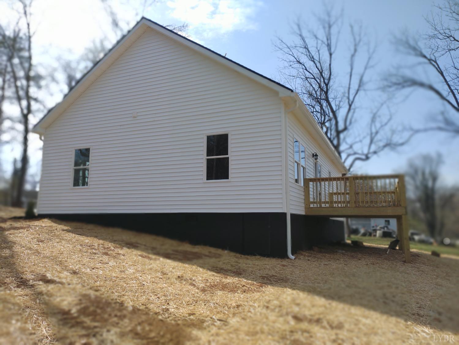 Lynchburg, Virginia 24501, United States, 3 Bedrooms Bedrooms, ,2 BathroomsBathrooms,Residential,Active,79357