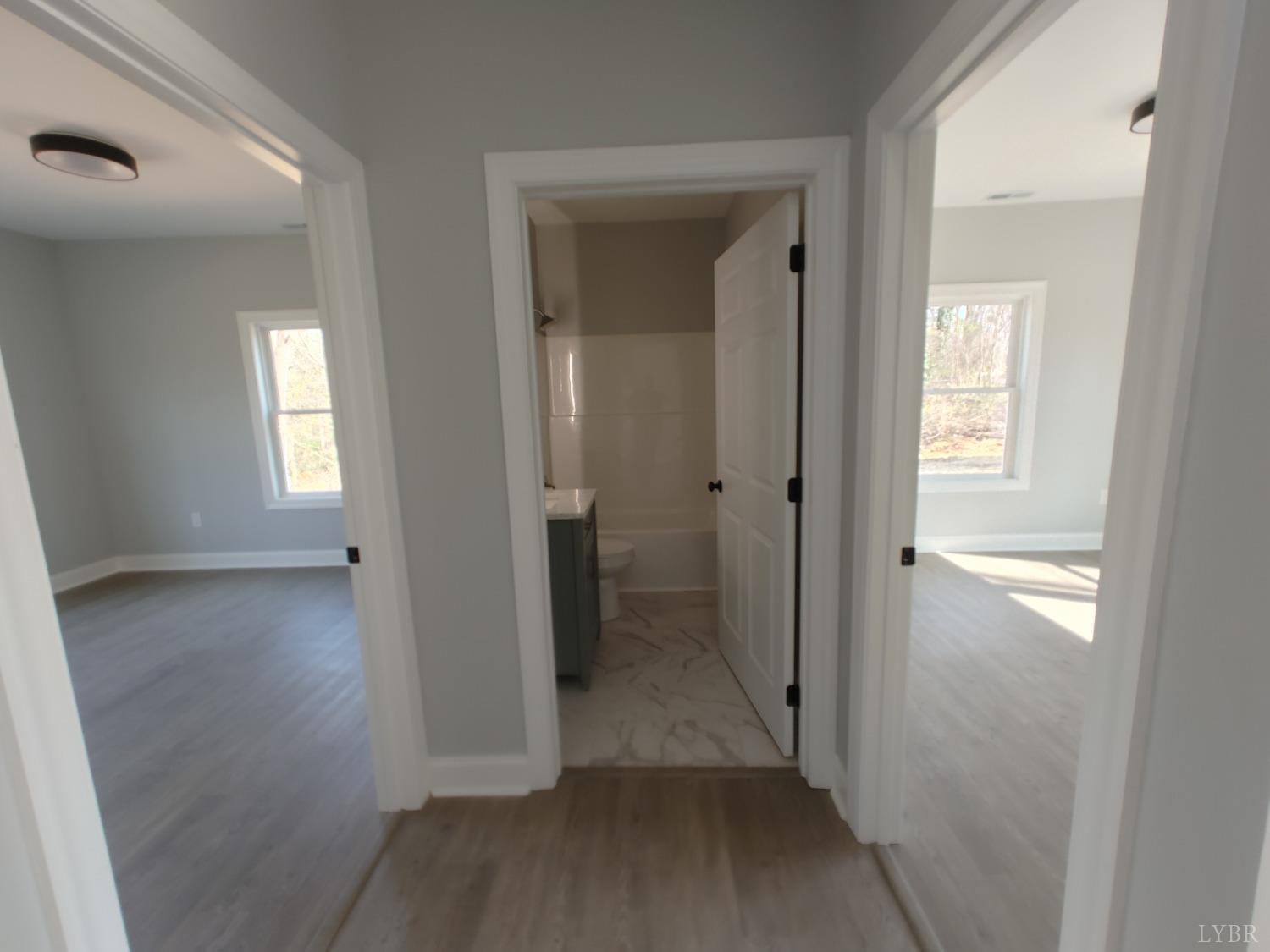 Lynchburg, Virginia 24501, United States, 3 Bedrooms Bedrooms, ,2 BathroomsBathrooms,Residential,Active,79357