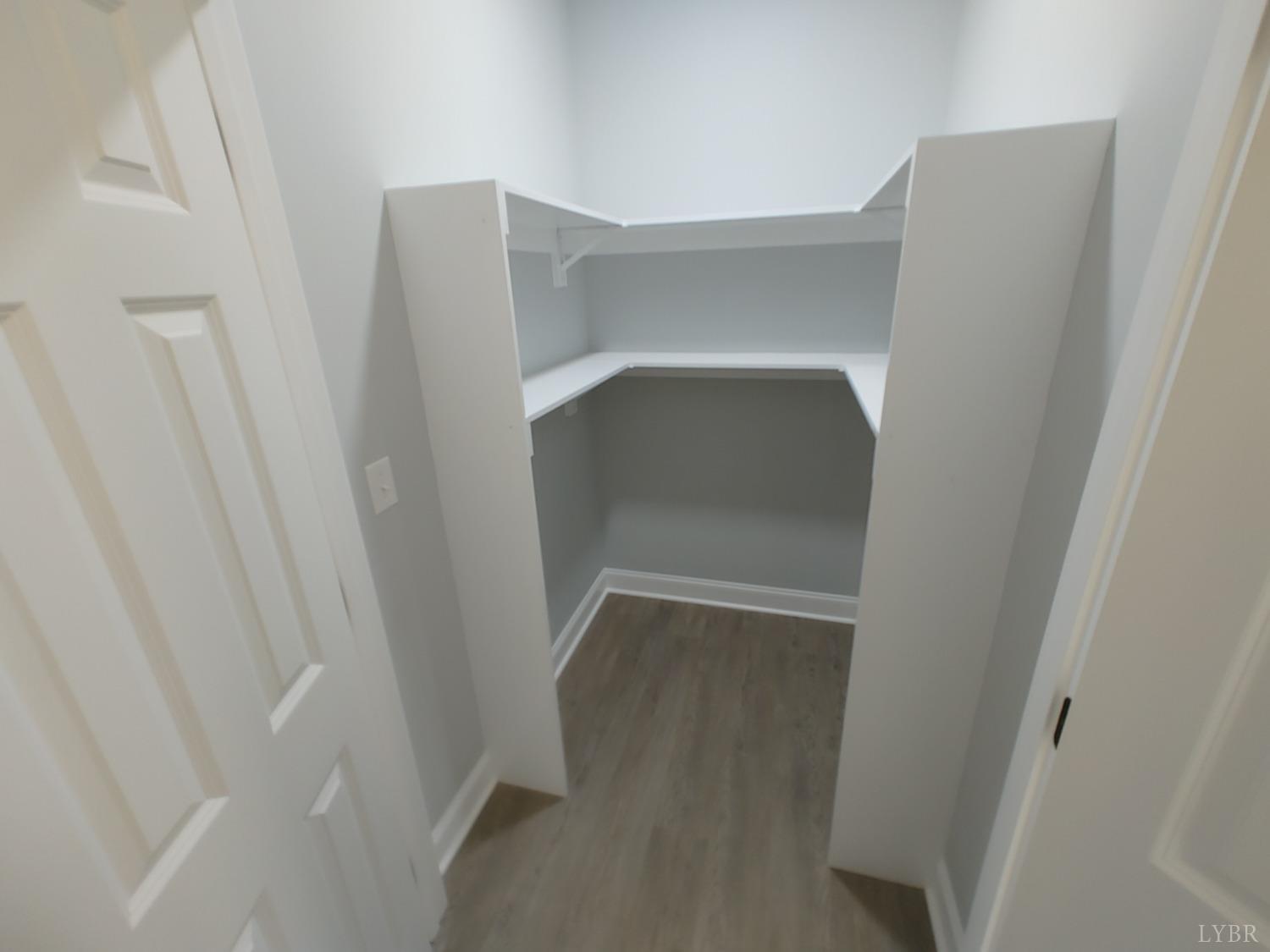 Lynchburg, Virginia 24501, United States, 3 Bedrooms Bedrooms, ,2 BathroomsBathrooms,Residential,Active,79357