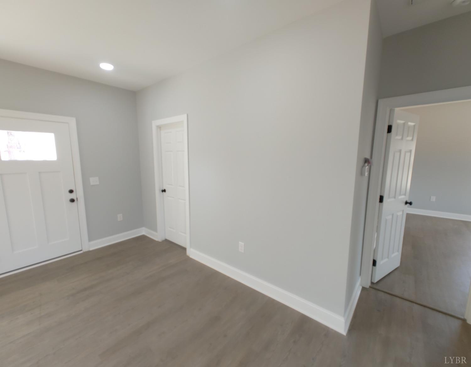 Lynchburg, Virginia 24501, United States, 3 Bedrooms Bedrooms, ,2 BathroomsBathrooms,Residential,Active,79357