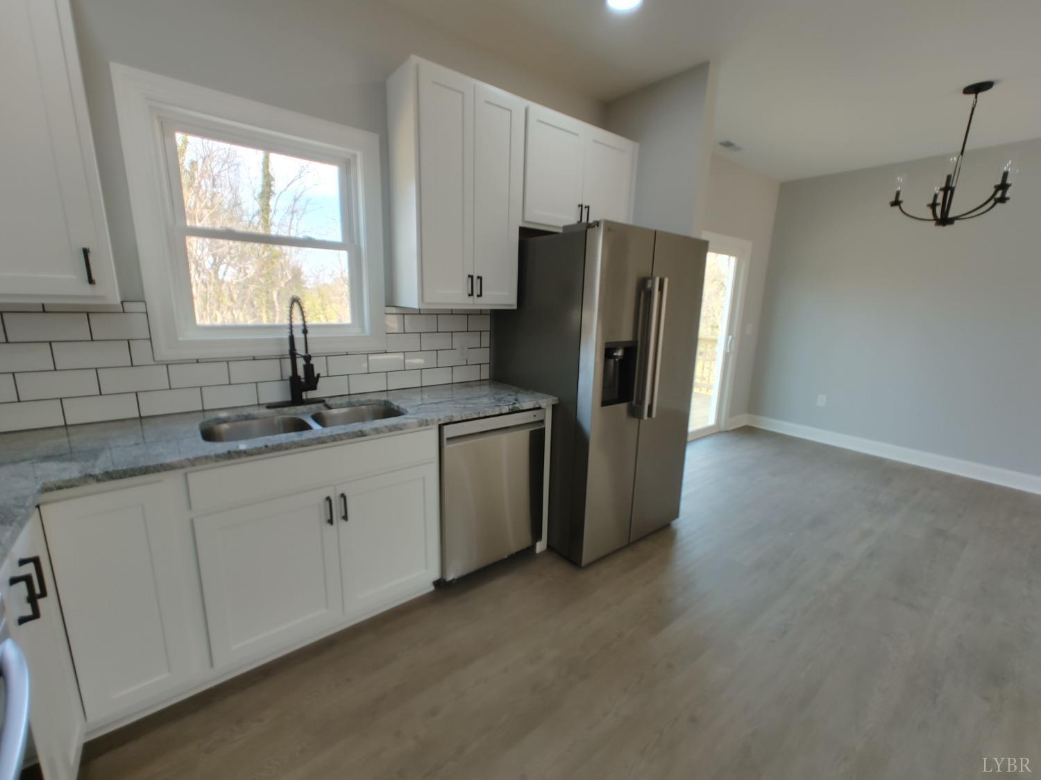 Lynchburg, Virginia 24501, United States, 3 Bedrooms Bedrooms, ,2 BathroomsBathrooms,Residential,Active,79357