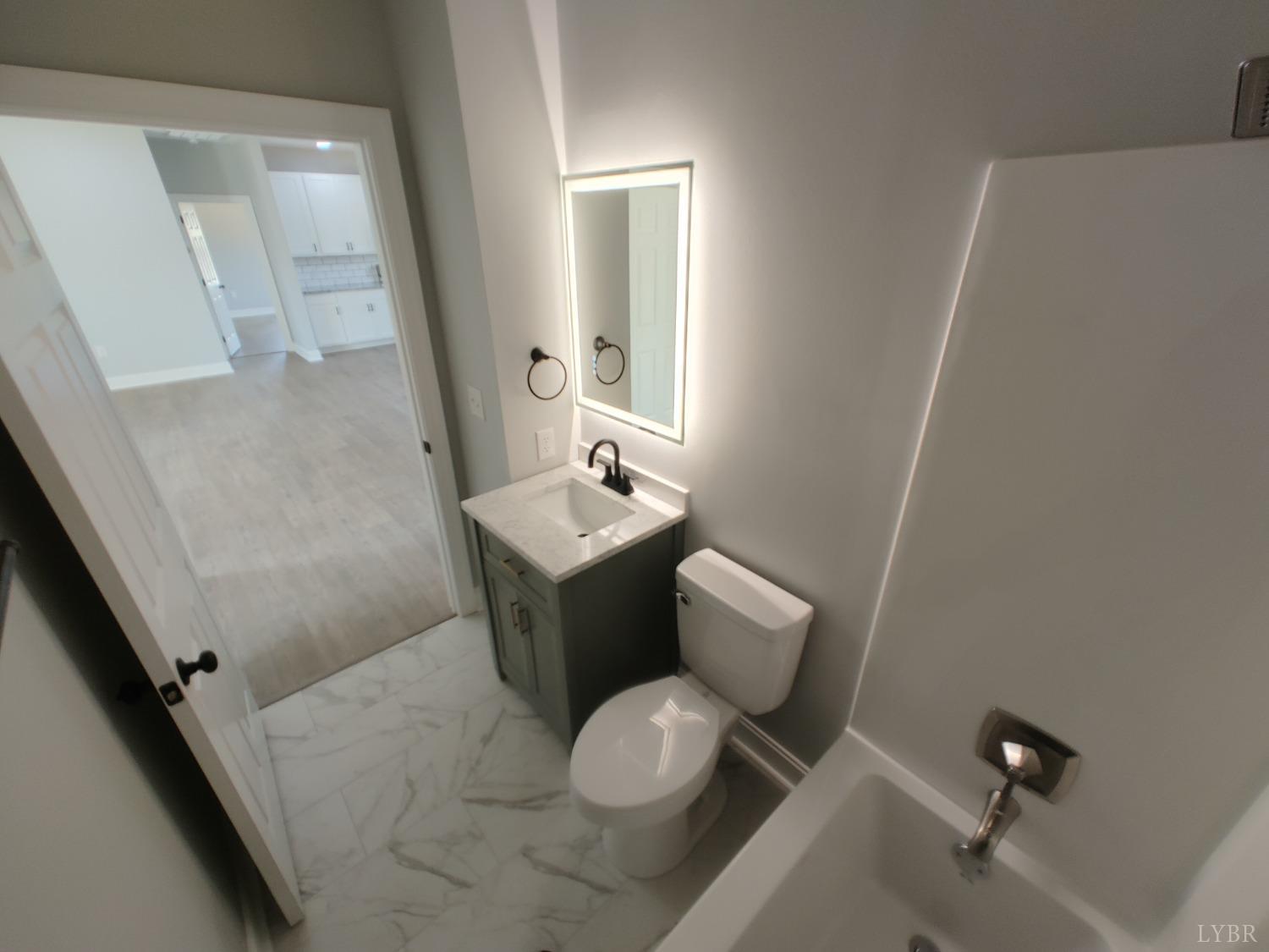 Lynchburg, Virginia 24501, United States, 3 Bedrooms Bedrooms, ,2 BathroomsBathrooms,Residential,Active,79357