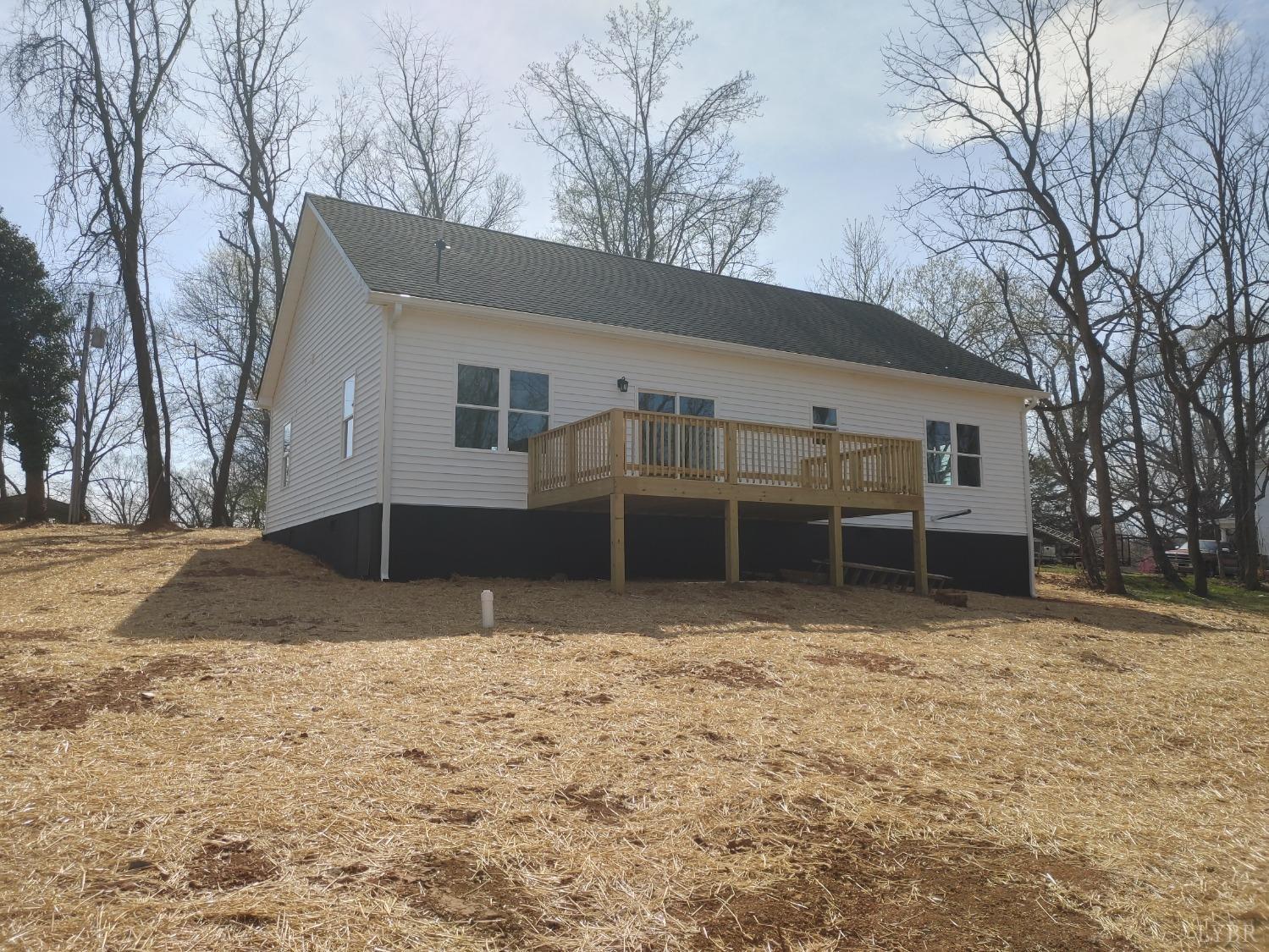 Lynchburg, Virginia 24501, United States, 3 Bedrooms Bedrooms, ,2 BathroomsBathrooms,Residential,Active,79357