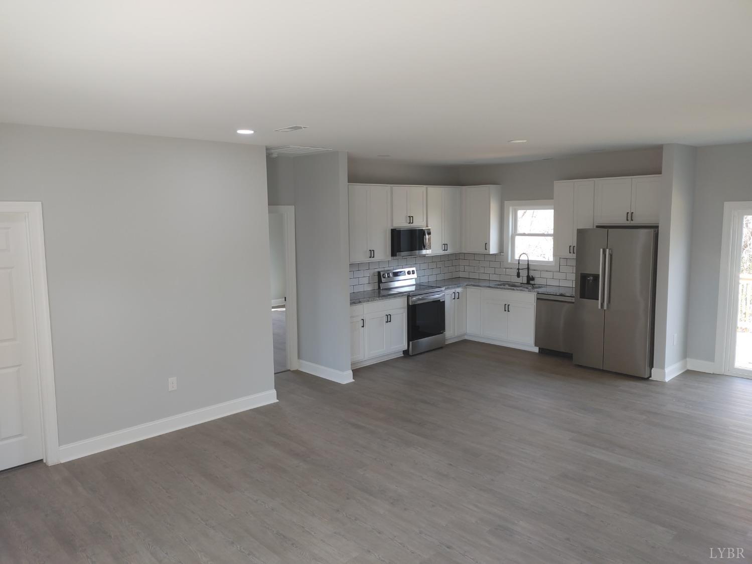 Lynchburg, Virginia 24501, United States, 3 Bedrooms Bedrooms, ,2 BathroomsBathrooms,Residential,Active,79357