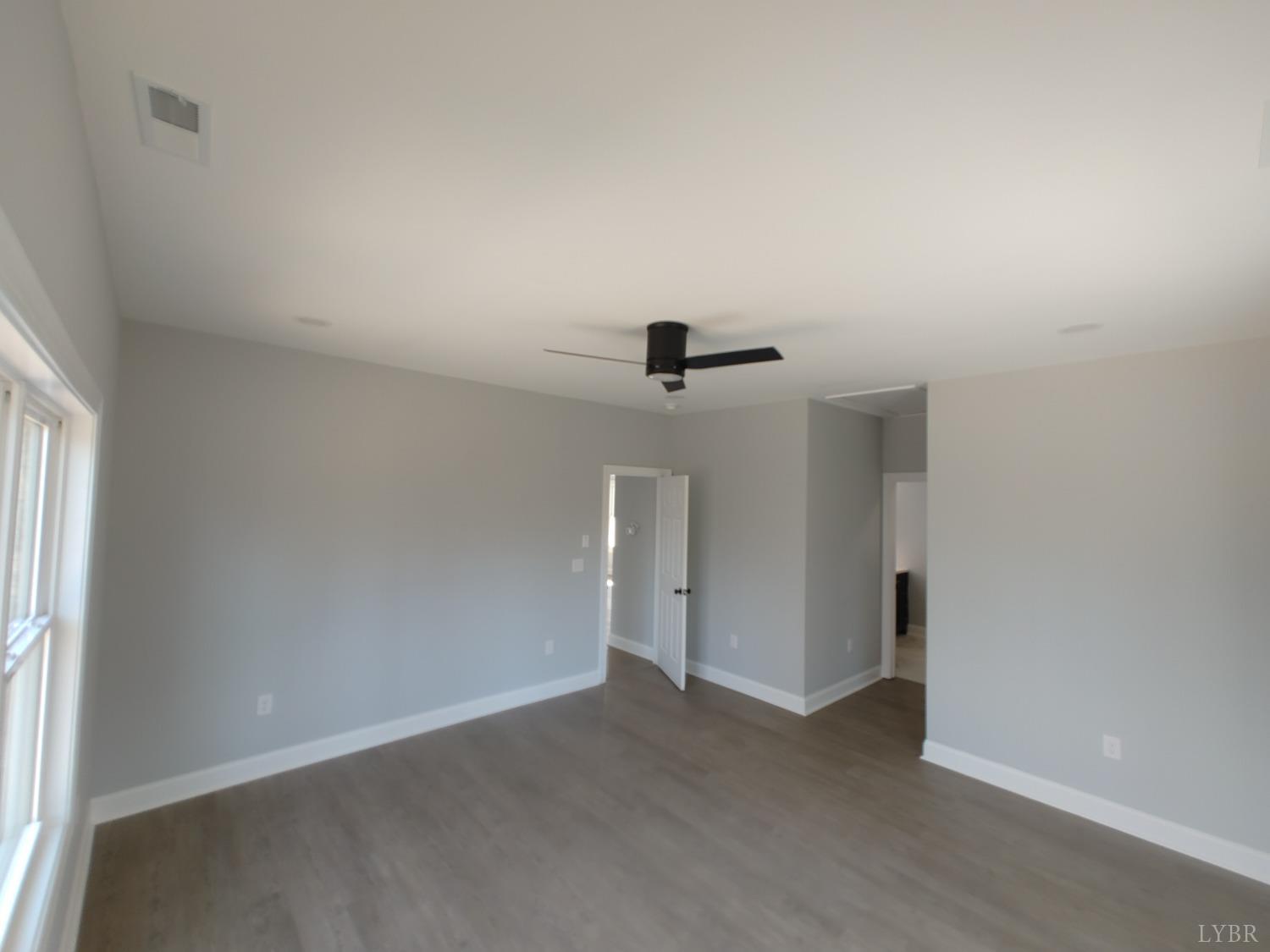 Lynchburg, Virginia 24501, United States, 3 Bedrooms Bedrooms, ,2 BathroomsBathrooms,Residential,Active,79357