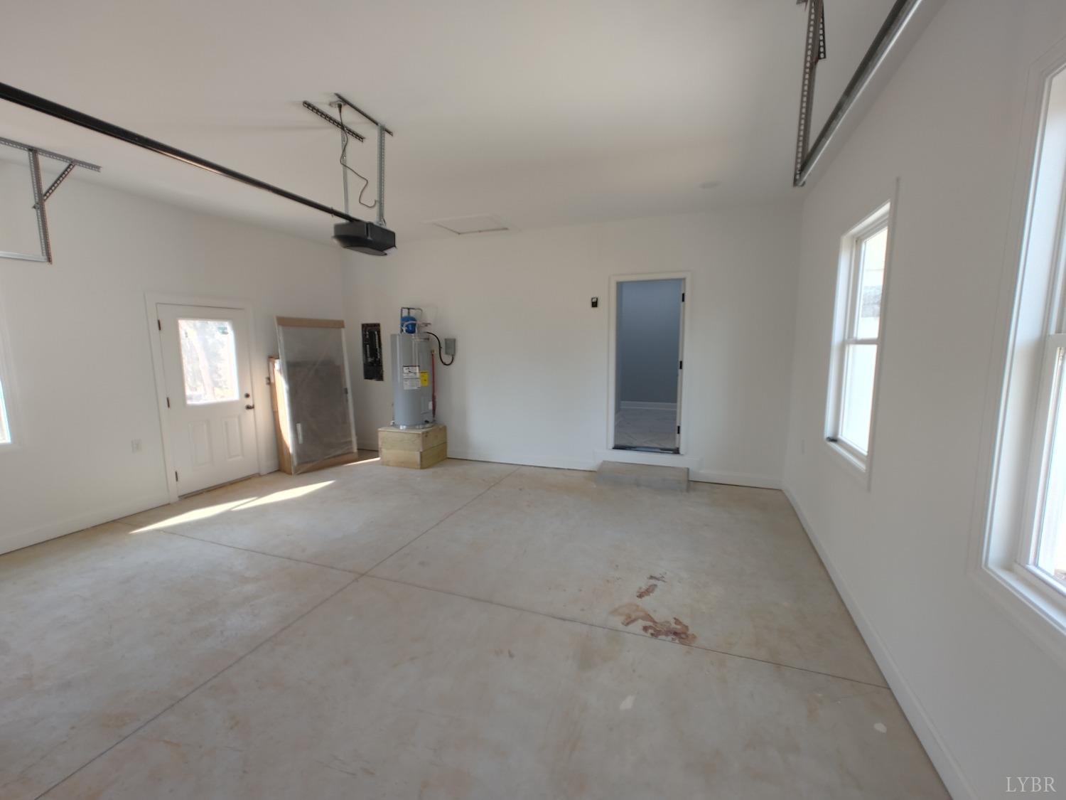 Lynchburg, Virginia 24501, United States, 3 Bedrooms Bedrooms, ,2 BathroomsBathrooms,Residential,Active,79357