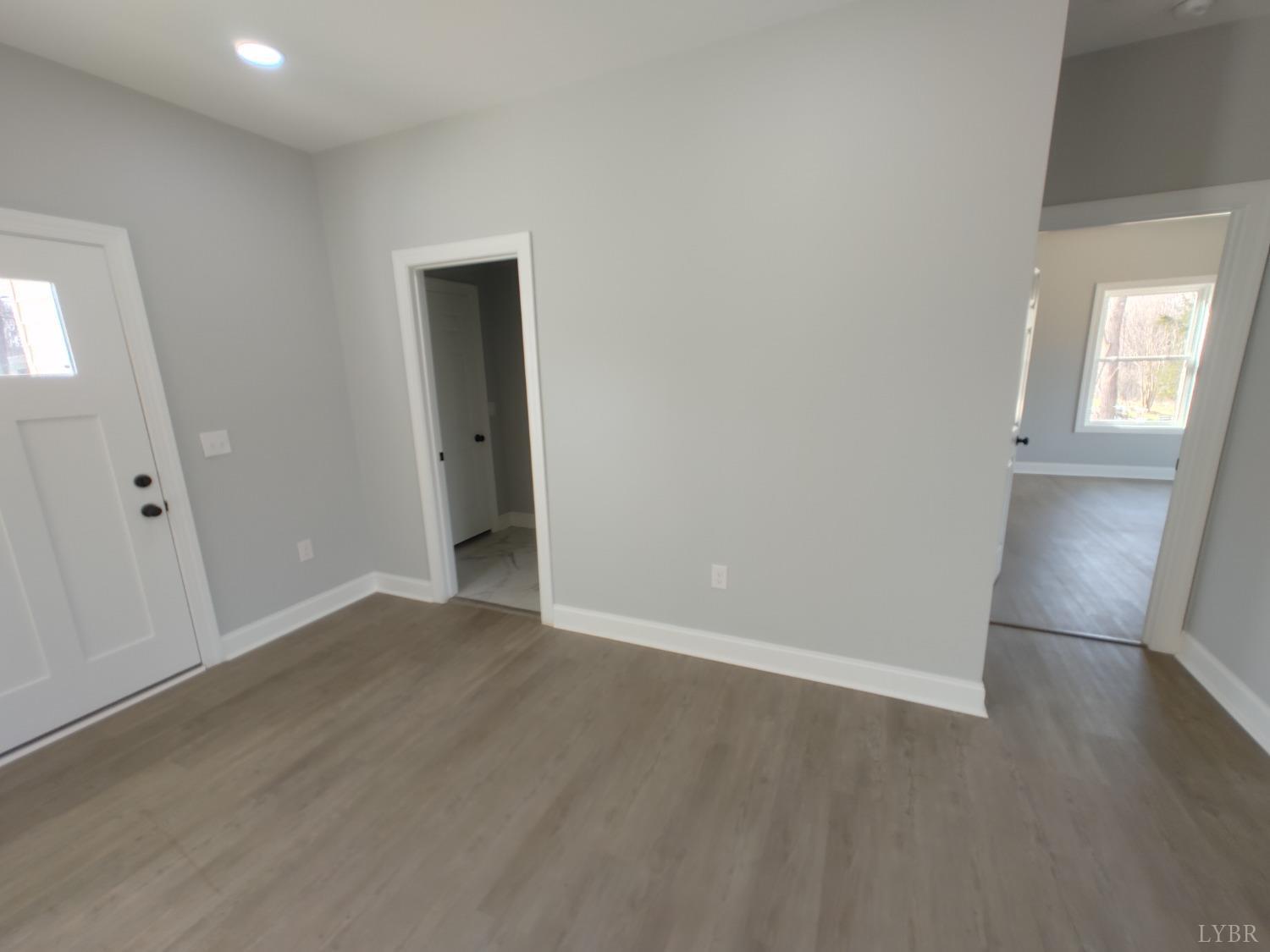 Lynchburg, Virginia 24501, United States, 3 Bedrooms Bedrooms, ,2 BathroomsBathrooms,Residential,Active,79357