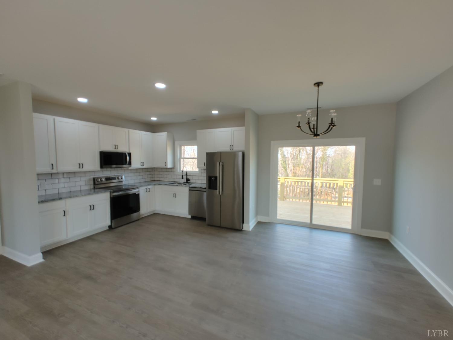 Lynchburg, Virginia 24501, United States, 3 Bedrooms Bedrooms, ,2 BathroomsBathrooms,Residential,Active,79357