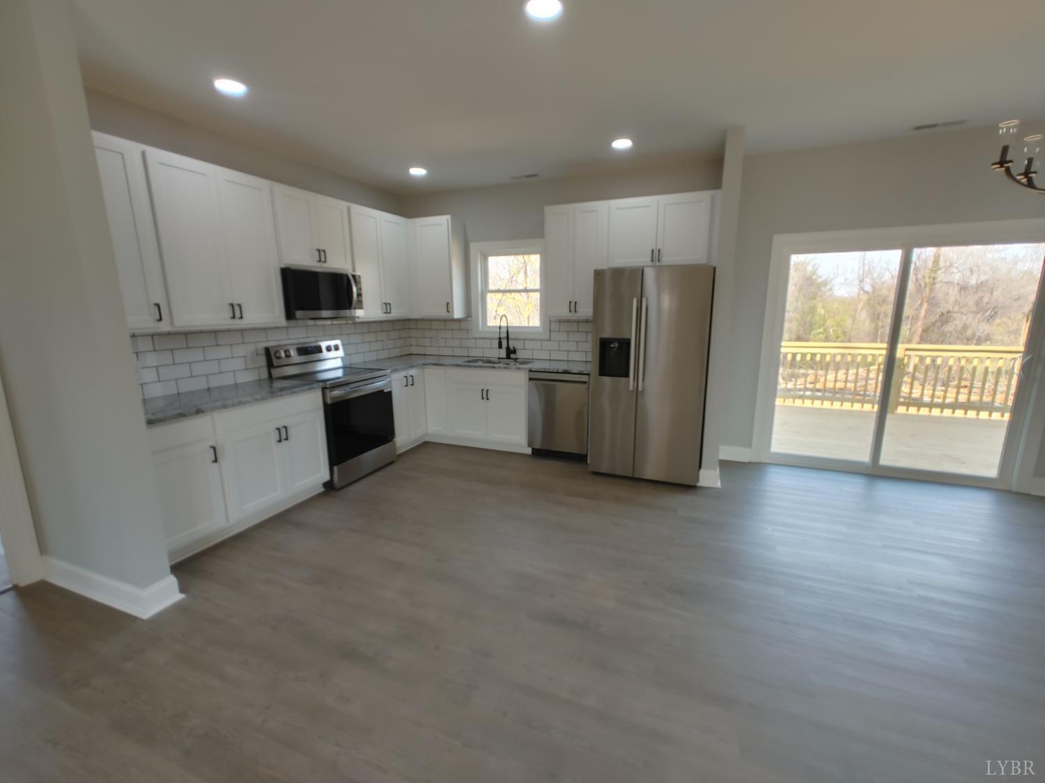 Lynchburg, Virginia 24501, United States, 3 Bedrooms Bedrooms, ,2 BathroomsBathrooms,Residential,Active,79357