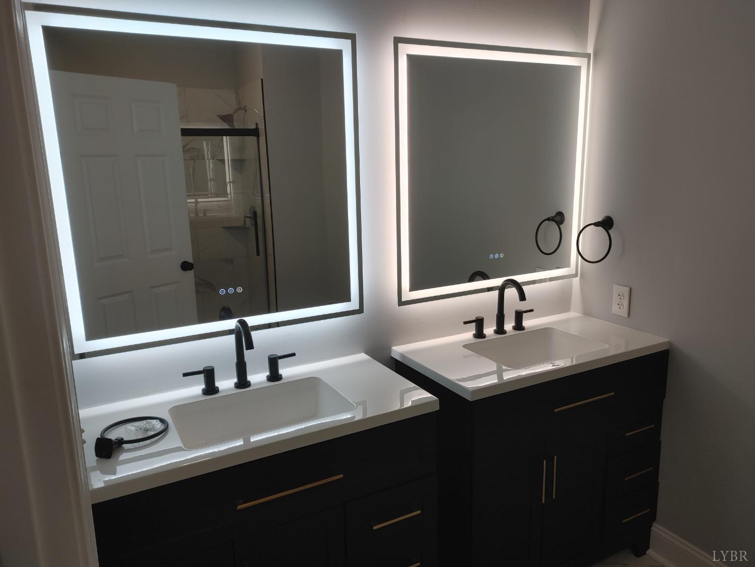 Lynchburg, Virginia 24501, United States, 3 Bedrooms Bedrooms, ,2 BathroomsBathrooms,Residential,Active,79357