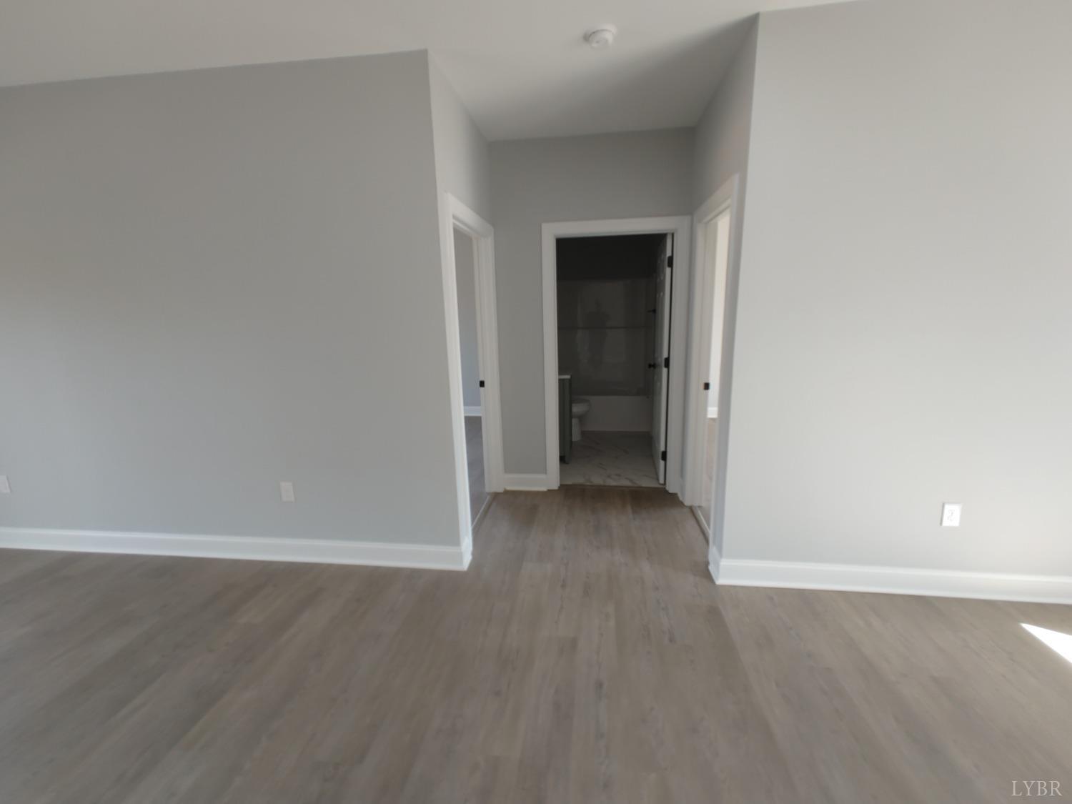 Lynchburg, Virginia 24501, United States, 3 Bedrooms Bedrooms, ,2 BathroomsBathrooms,Residential,Active,79357