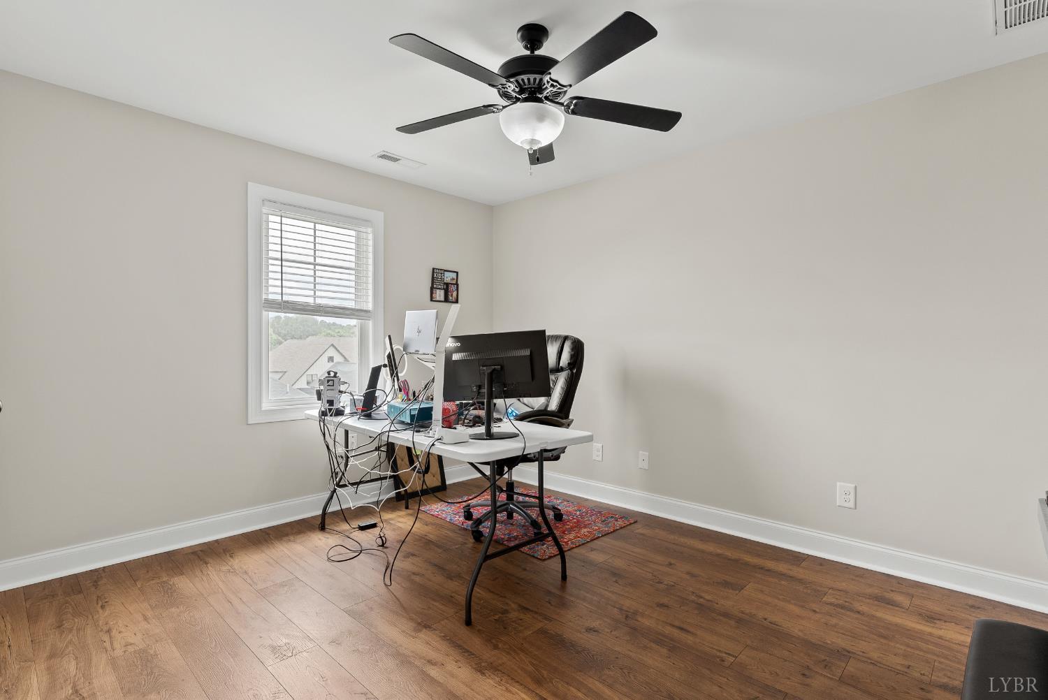 1055 Graystone Ln Ln, Forest, Virginia image 15