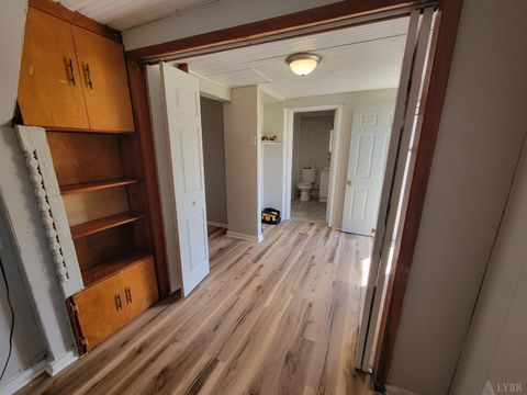 Tiny photo for 408 S Franklin Boulevard, Gretna, VA 24557 (MLS # 365609)