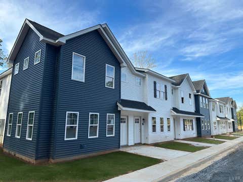 Townhouse For Sale - 110 Aaron Place #707<br/> Lynchburg, VA 24502