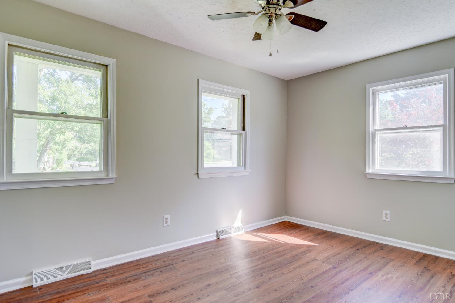 114 Grimes Drive, Madison Heights, Virginia image 23