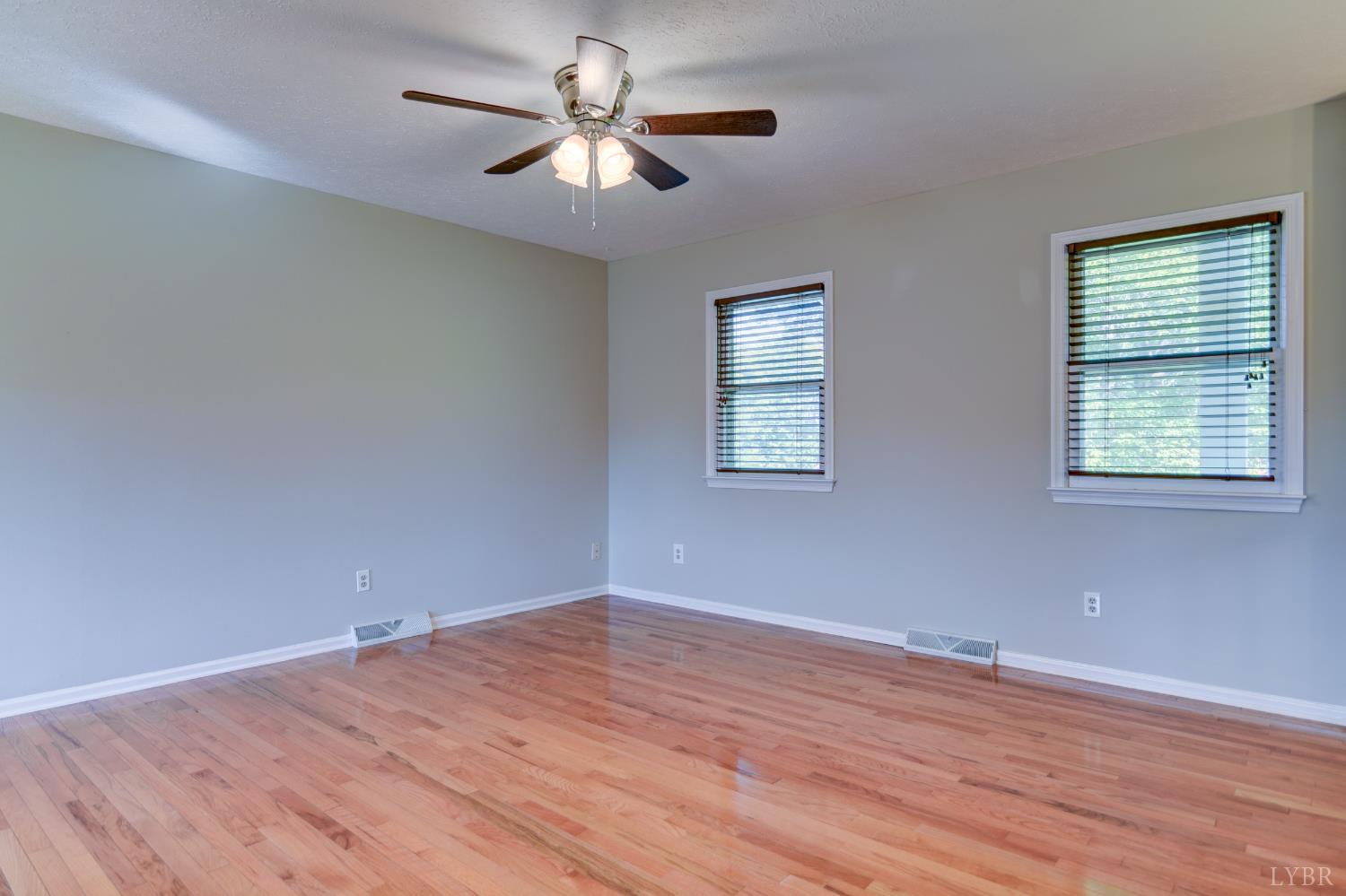 114 Grimes Drive, Madison Heights, Virginia image 7