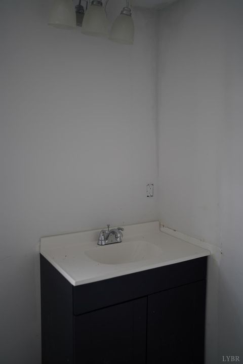 Tiny photo for 307 Cook Avenue, Brookneal, VA 24528 (MLS # 364701)