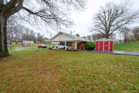 Tiny photo for 119 W Spencer Road, Hurt, VA 24563 (MLS # 364943)