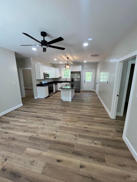 Tiny photo for 1030 S Coolwell Road, Madison Heights, VA 24572 (MLS # 366655)