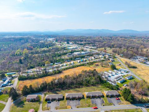 Tiny photo for 309 Wyndale Drive, Lynchburg, VA 24501 (MLS # 365389)